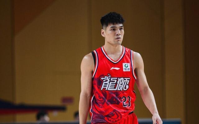 开云体育下载-回避老东家，媒体人：陈国豪交易中有条款，对北控只能打一节