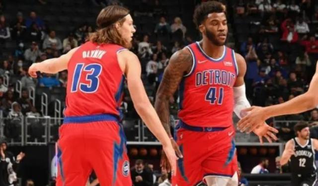 开云-【观察】优化阵容配置 4、5号位快艇有哪些合理选择？