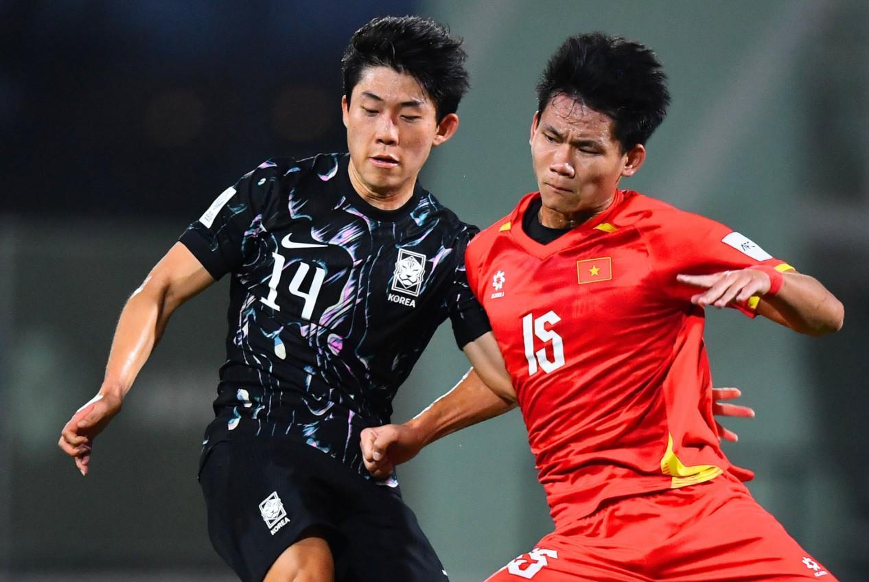 开云APP-韩媒：拿不下10人越南却说“还没到完全体”；留给韩国队的时间不多了