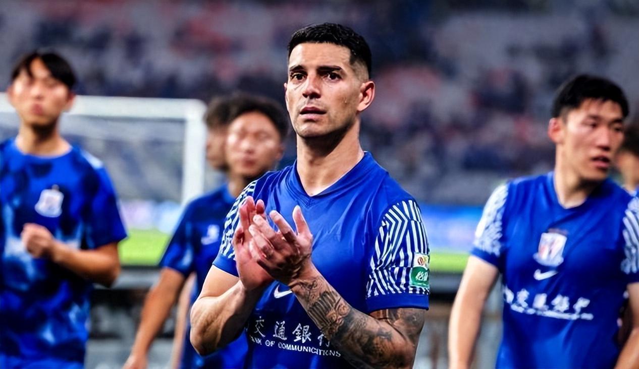 当头一棒！争冠冲刺阶段，上海申花突遭致命暴击，中超争冠有点悬