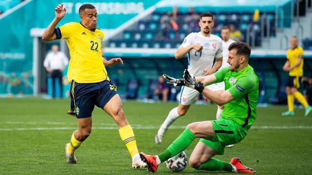 kaiyun-瑞典大将：赢在下半场 斯洛伐克主帅：没赢我也满意